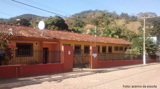 Escola Estadual Luíza dos Santos Ferreira - Passabém