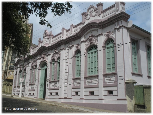 Escola Estadual Cônego João Pio - São Domingos do Prata