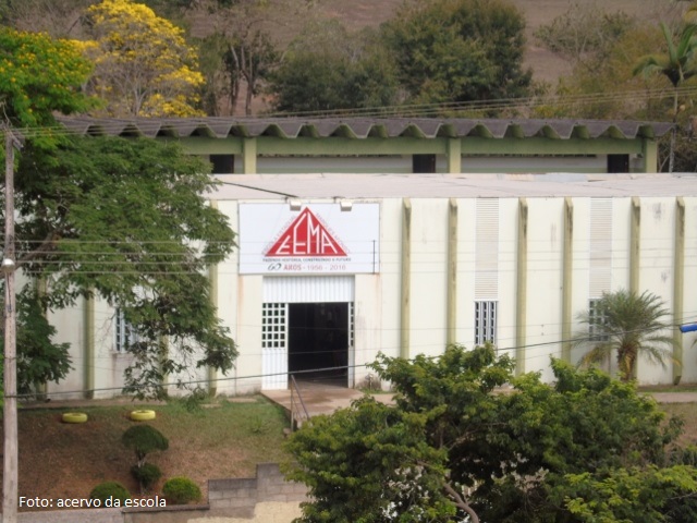 Escola Estadual Marques Afonso - São Domingos do Prata